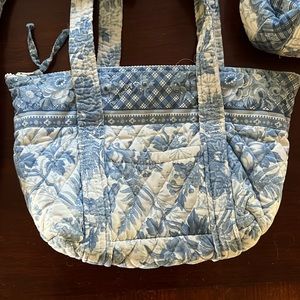 Vera Bradley 4 Blue Toile Bag Set EUC